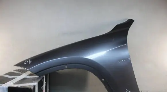 BMW X1 E84 Fender mounting bracket