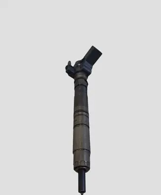 Volkswagen Golf VI Fuel injector 0445116030 03L130277