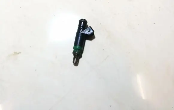 Ford Fiesta Fuel injector 98mfbc 9f593