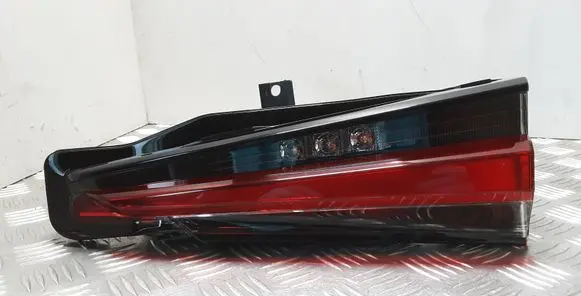 Lexus NX Tailgate rear/tail lights
