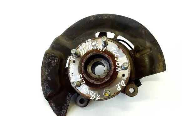 Hyundai Tucson TL Front wheel hub D7000