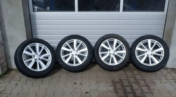 Nissan X-Trail T32 R19 alloy rim D0C004CB3A