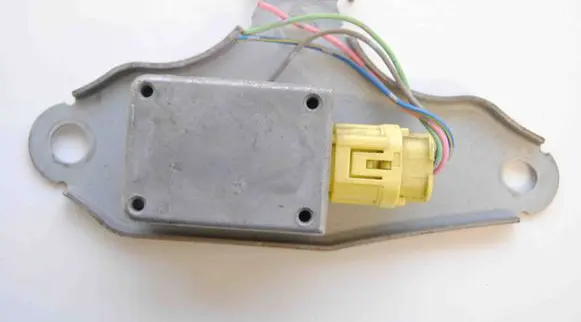Lexus IS 200-300 Airbag deployment crash/impact sensor