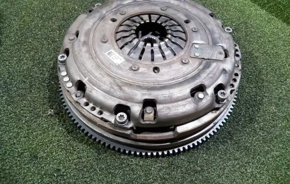 Renault Master III Clutch set kit 302054176R