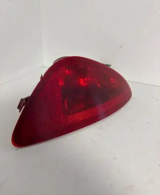 Renault Clio III Rear fog light E208106