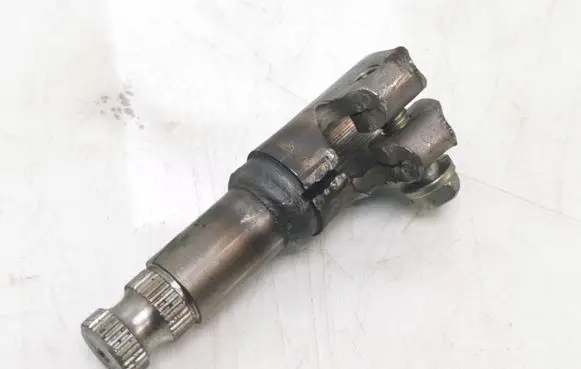 Toyota Avensis T250 Steering column universal joint
