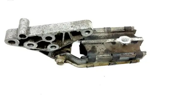 Volvo XC60 Engine mount bracket 31262936