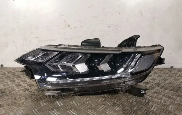 Mitsubishi Outlander Headlight/headlamp ECM92122E10 ECM92121E10