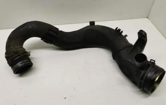 Volkswagen Golf IV Intercooler hose/pipe 446037