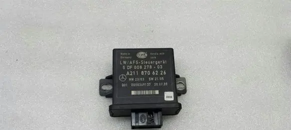 Mercedes-Benz E W211 Light module LCM A2118706226