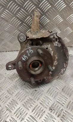 Toyota Yaris Front wheel hub