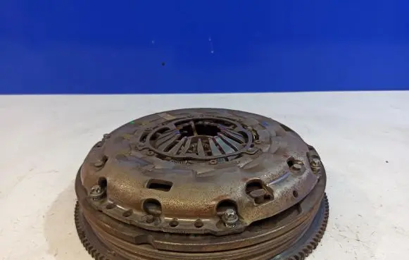 Saab 9-3 Ver2 Flywheel 55557193 55567362