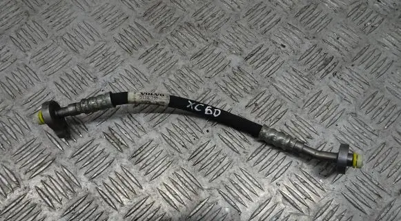 Volvo XC60 Air conditioning (A/C) pipe/hose 31332755