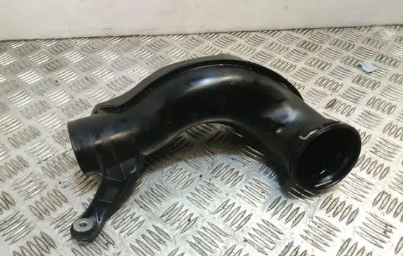 Volvo XC60 Turbo air intake inlet pipe/hose 31319698