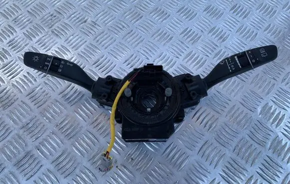 Hyundai i30 Headlight wiper switch 