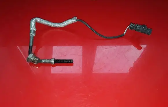 Volvo V40 Exhaust gas temperature sensor 31370692AA