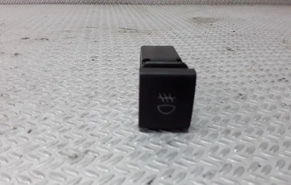 Fog light switch
