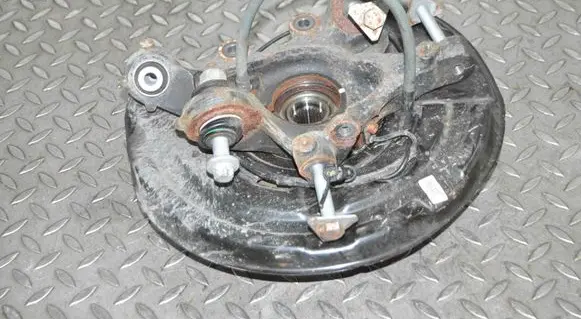 BMW 2 F22 F23 Rear wheel hub