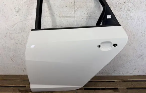 Seat Ibiza V (KJ) Rear door