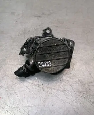 Skoda Octavia Mk1 (1U) Vacuum pump 038145101B