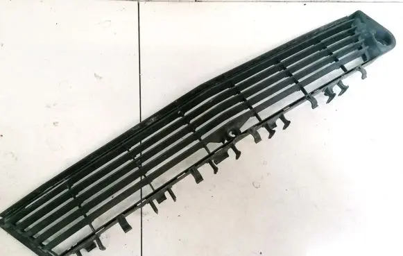 Opel Vectra C Front bumper lower grill 09186126 0551004542