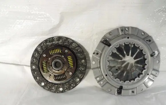 Opel Agila B Clutch set kit 95518839
