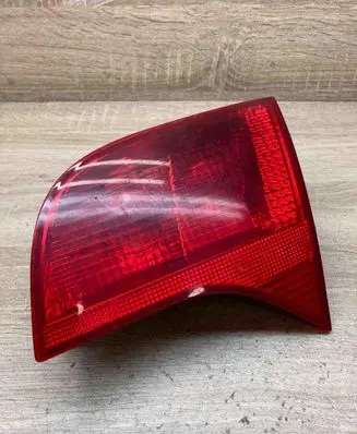 Audi A4 S4 B7 8E 8H Tailgate rear/tail lights 8E9945094 484502