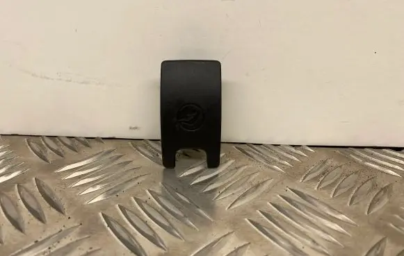 Audi A6 C7 ISOFIX cover 4G8887187
