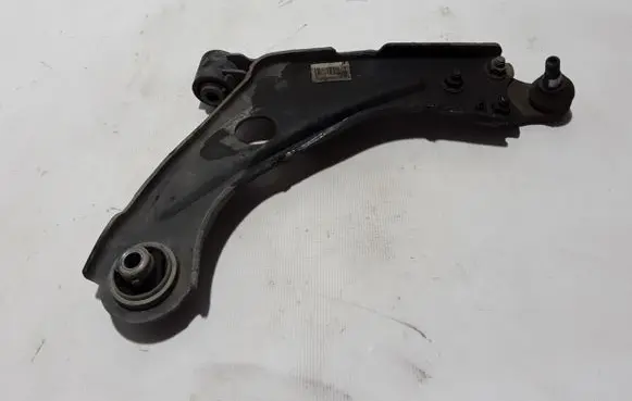 Peugeot 5008 Front lower control arm/wishbone 9816865480