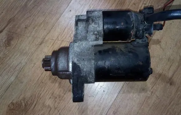 Skoda Fabia Mk1 (6Y) Starter motor 02t911023g 0001120400