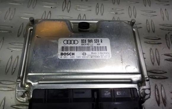 Audi A6 S6 C5 4B Engine control unit/module 8E0909559R 0261208346 1039S03513