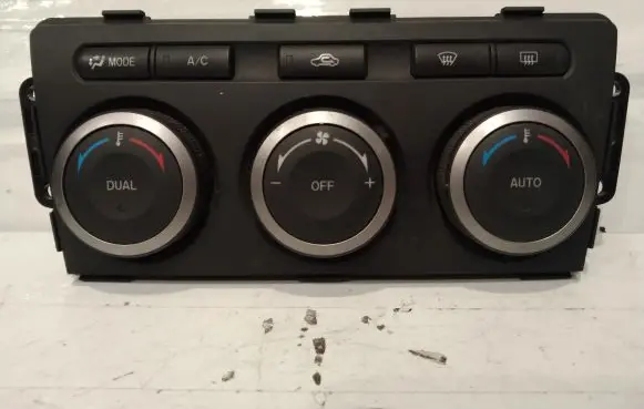 Mazda 6 Climate control unit 98519EA054