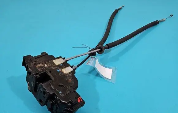 Hyundai Sonata Front door lock 813103K000 IMPRK1448108