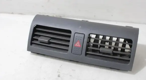 Suzuki Swift I Dashboard air vent grill cover trim 