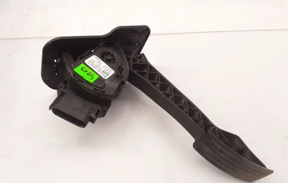 Ford Transit Accelerator throttle pedal 6C119F836CD 6PV00923820