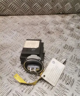 Volkswagen PASSAT B6 Ignition lock 3c0905843