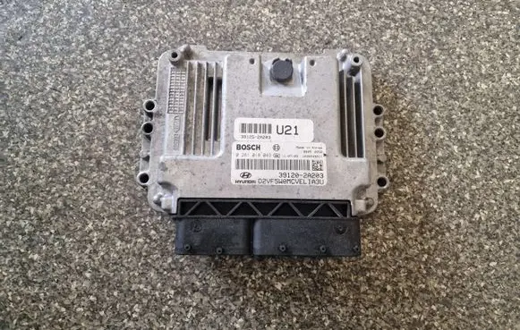 Hyundai i40 Engine control unit/module 391202A203 0281010049