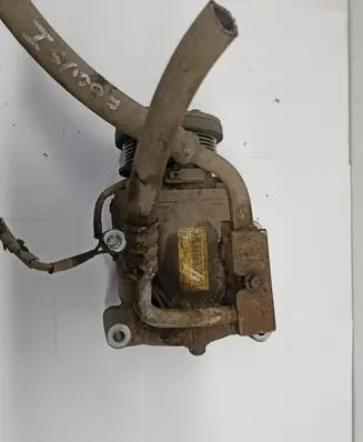 Ford Focus Air conditioning (A/C) compressor (pump) XS4H19D629AD