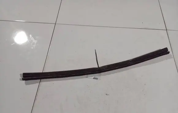 Audi 100 S4 C4 Rubber seal front coupe door 
