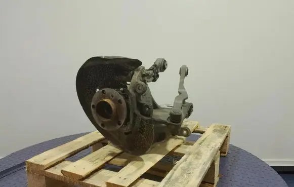 Front wheel hub spindle knuckle