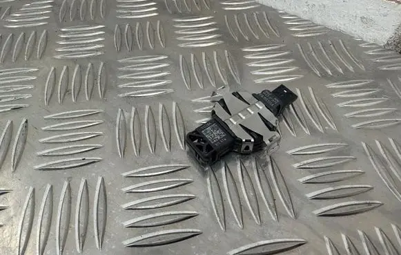 Audi A4 S4 B9 8W Rain sensor 81A955555A