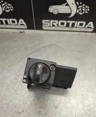 Mercedes-Benz E W210 Light switch 2105451404