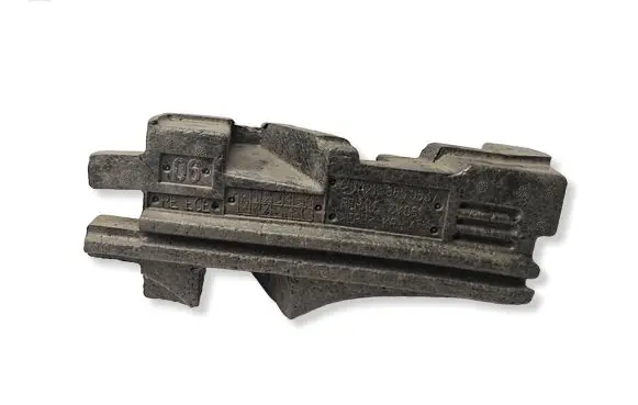 Mercedes-Benz CLS C218 X218 Front bumper foam support bar A2188850637