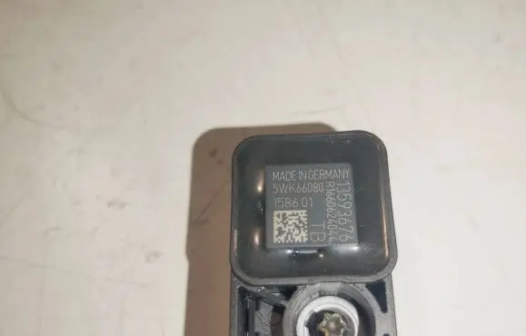 Opel Insignia A Airbag deployment crash/impact sensor 5WK66080 158601