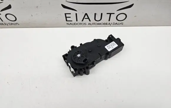Mercedes-Benz GL X166 Tailgate/trunk/boot lift motor A2047500060 6NW00942400