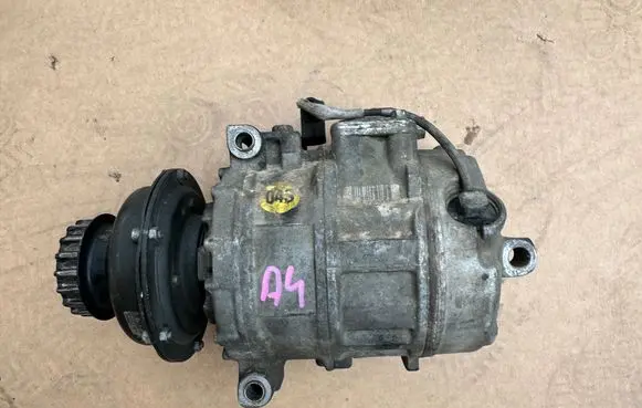 Volkswagen Transporter - Caravelle T5 Air conditioning (A/C) compressor (pump) 7H0820805C