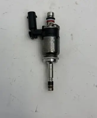 Volkswagen Caddy Fuel injector 04E906036AD