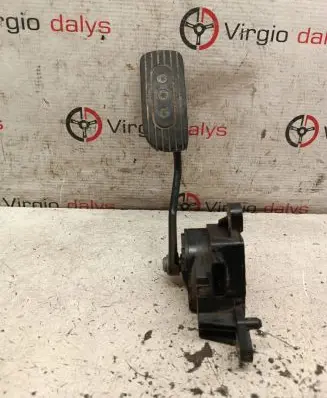 Nissan NV200 Accelerator throttle pedal 0470B01138 01138