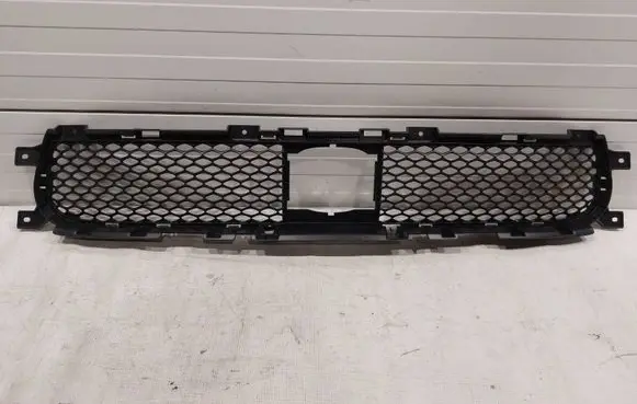 Dodge Durango Front bumper lower grill 68320618AA