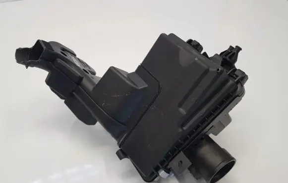 Renault Kadjar Air filter box cover BD704